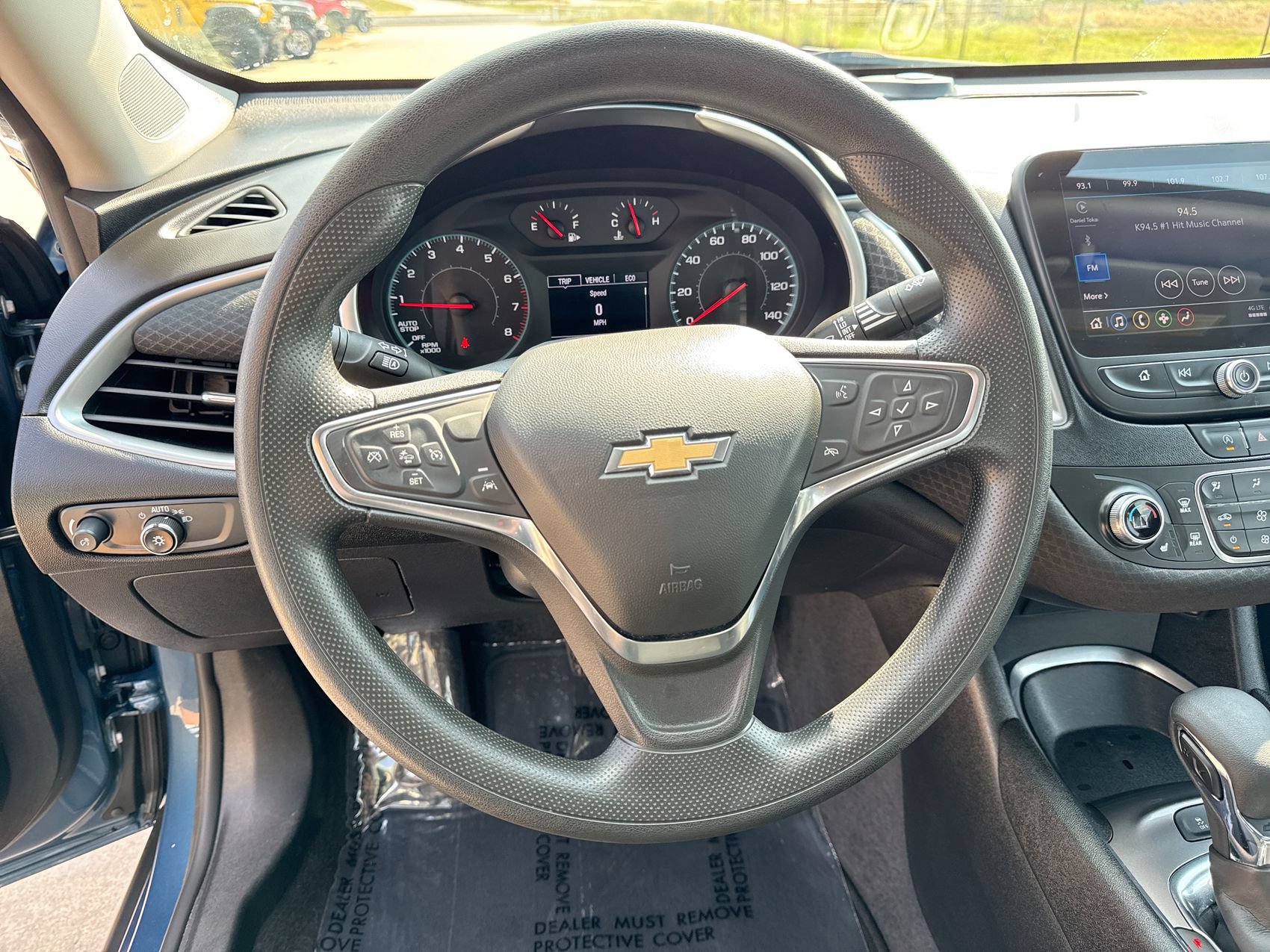 Used 2025 Chevrolet Malibu LT FWD image 14