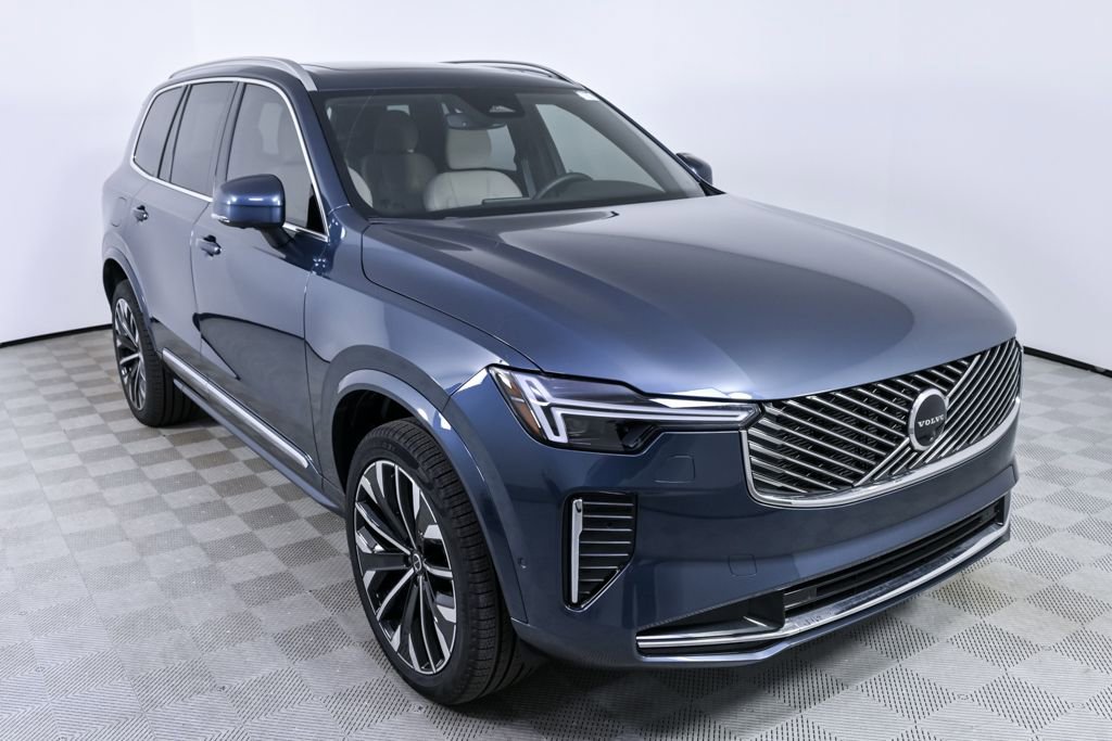 Certified 2026 Volvo XC90 B6 Plus w/ Protection Package Premier image 29