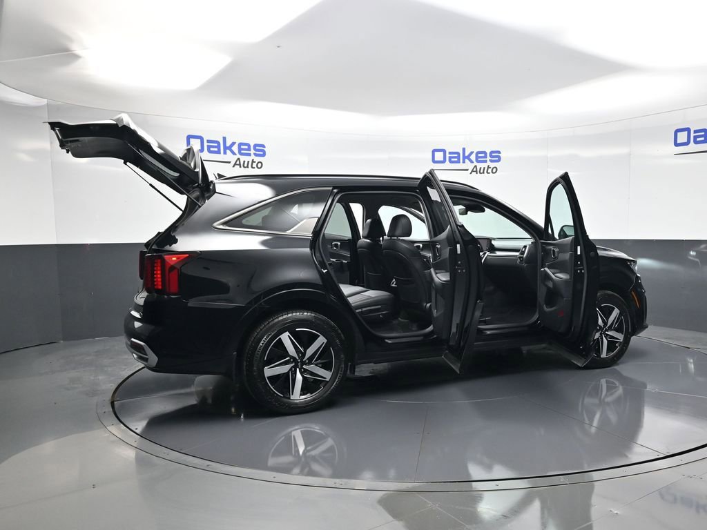 Certified 2023 Kia Sorento S image 55