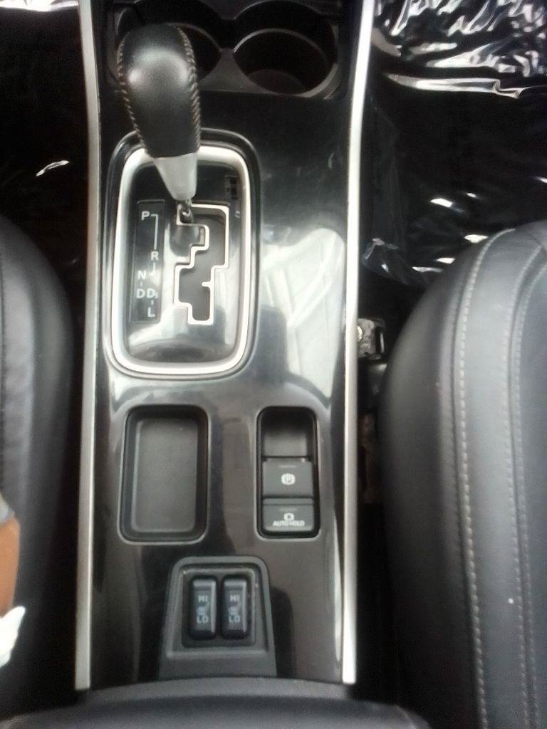 Used 2020 Mitsubishi Outlander SEL FWD image 10