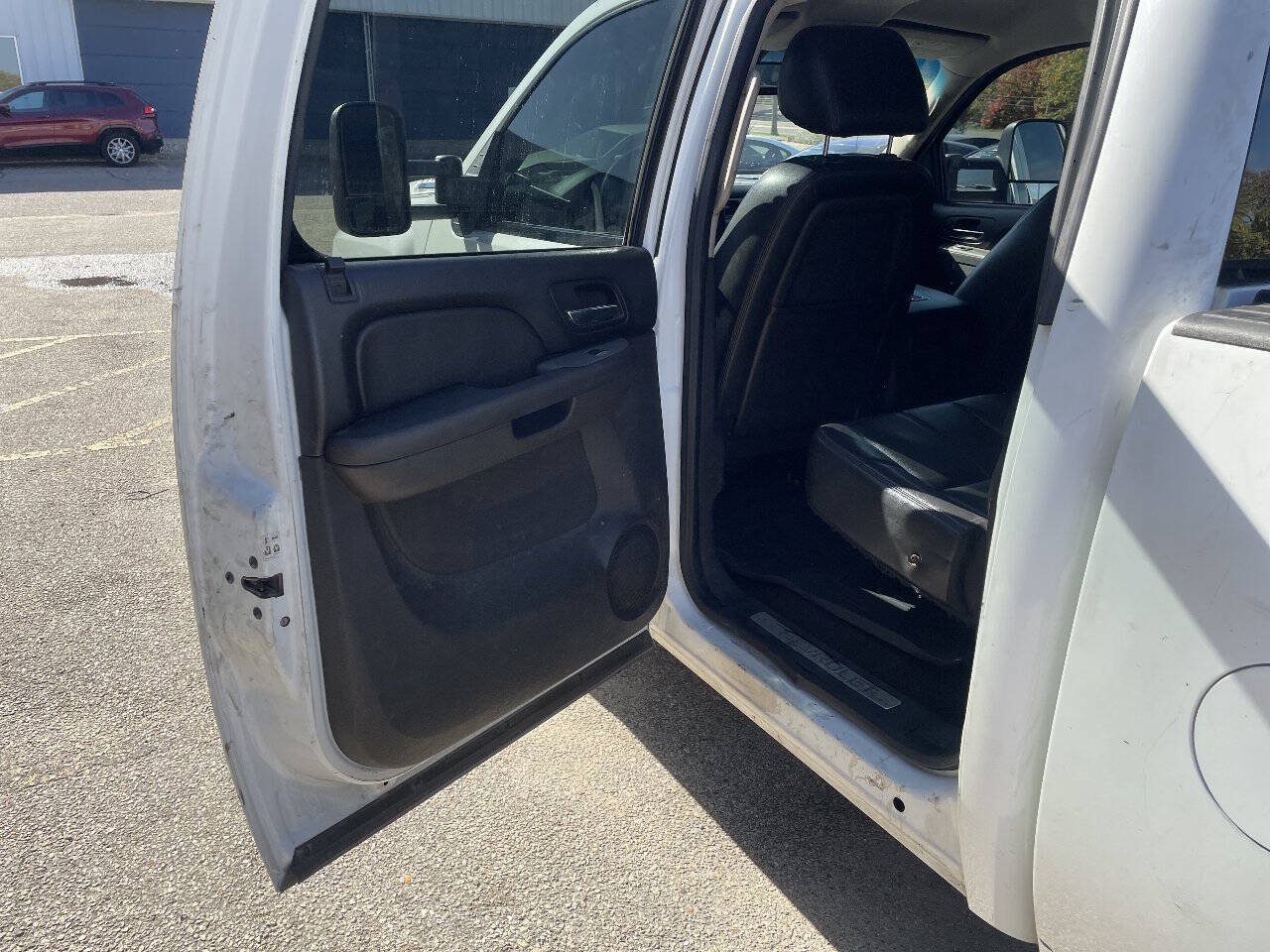 Used 2013 Chevrolet Silverado 2500 LTZ w/ LTZ Plus Package AWD/4WD image 26