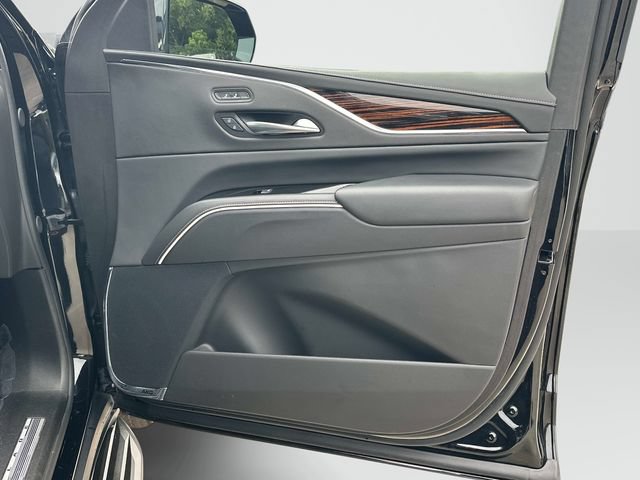 Used 2024 Cadillac Escalade ESV Luxury w/ LPO, Floor Liner Package AWD/4WD image 22