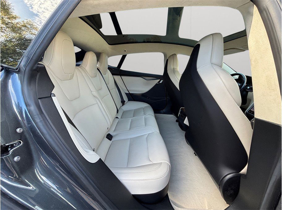 Used 2018 Tesla Model S 100D image 41