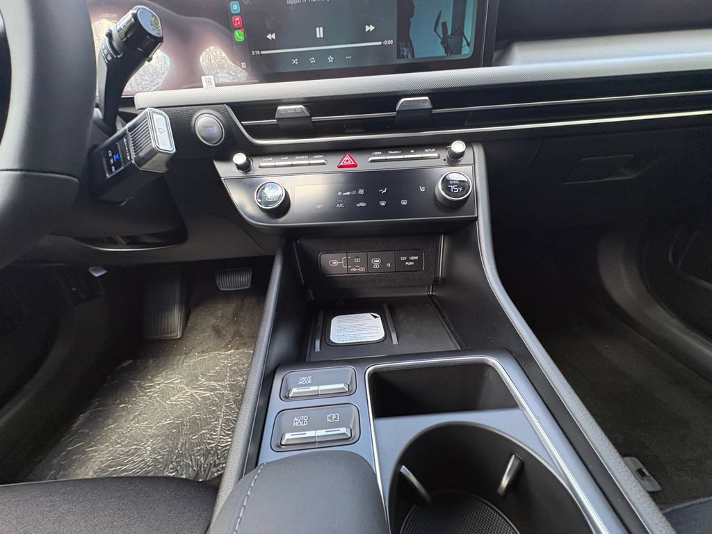 New 2026 Hyundai Sonata SEL FWD image 11