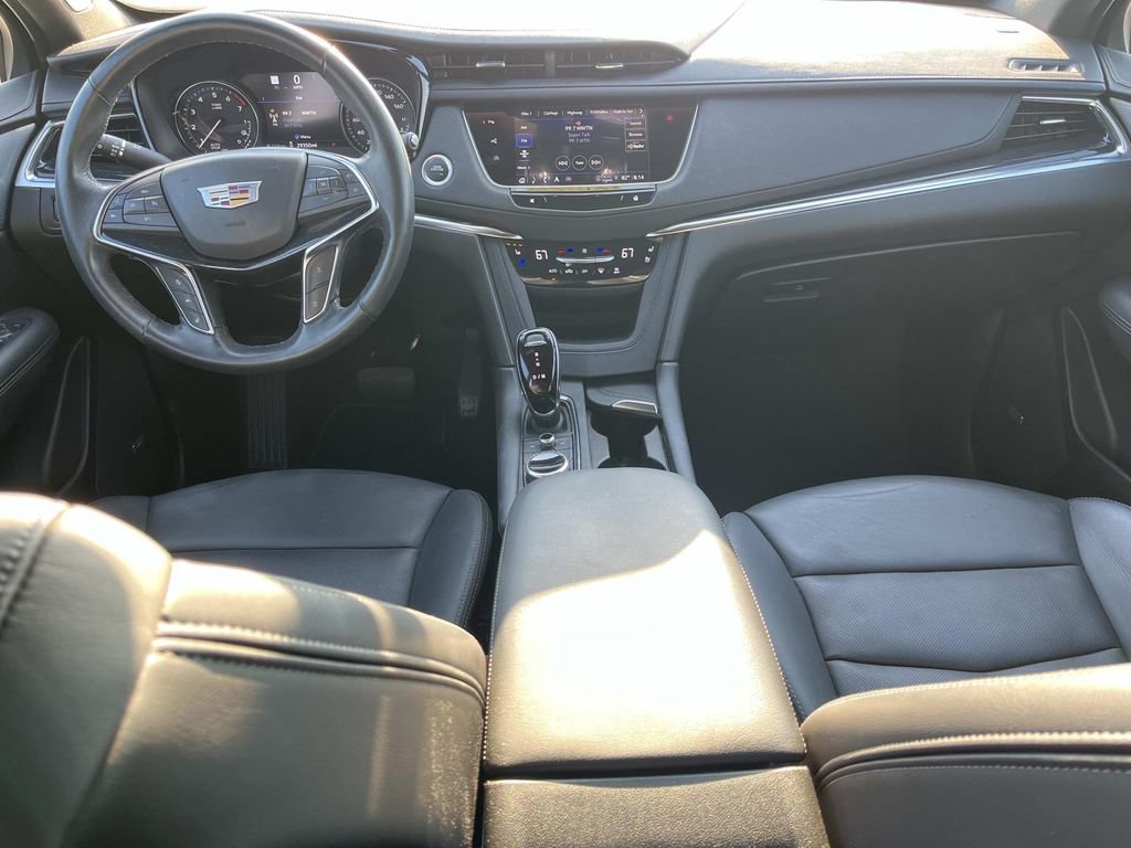 Used 2023 Cadillac XT5 Premium Luxury w/ Technology Package FWD image 13