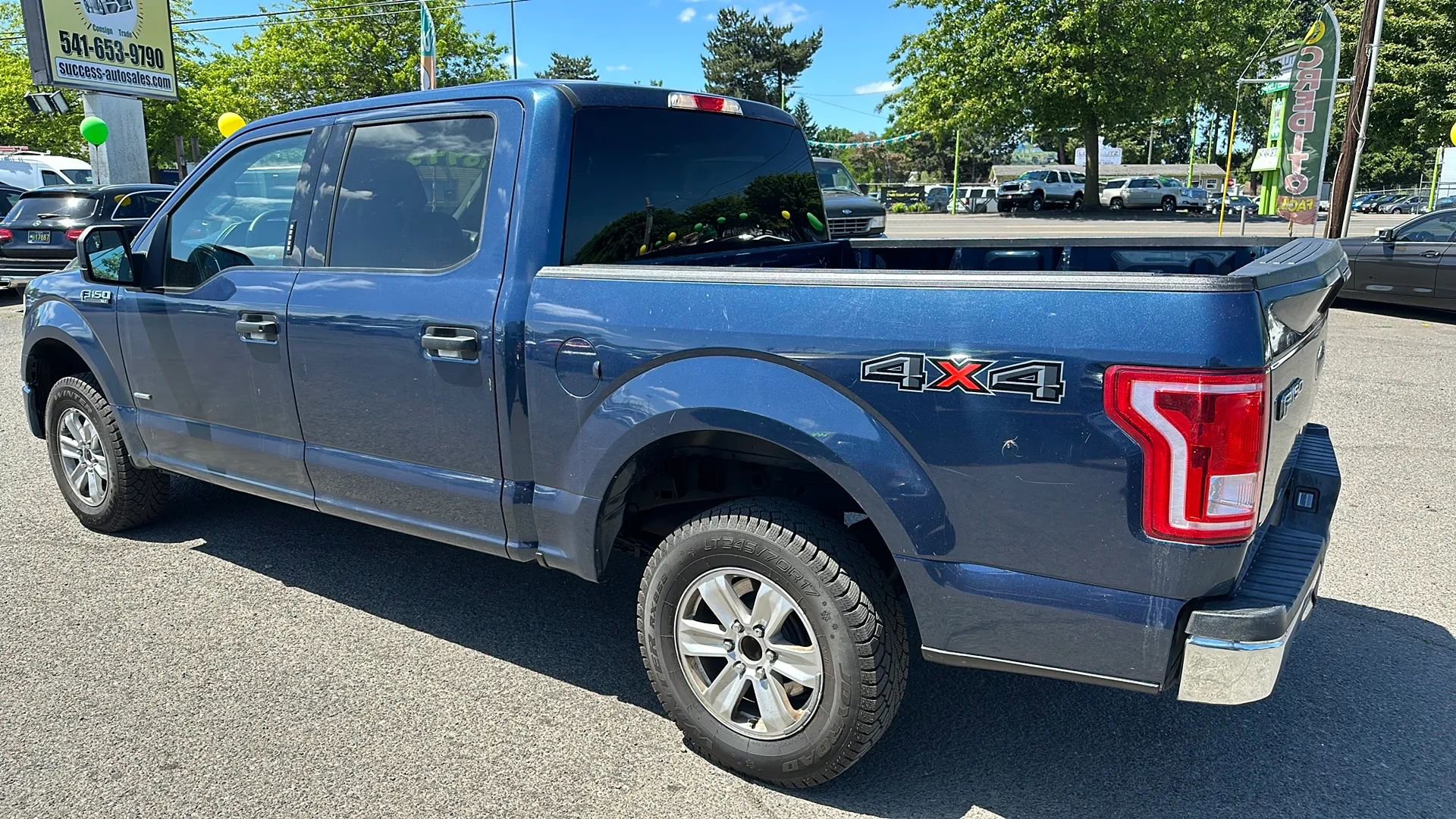 Used 2017 Ford F150 XLT image 3