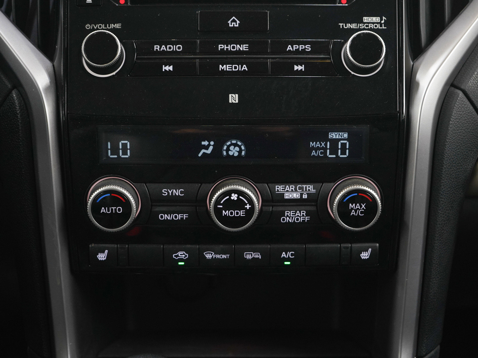 Used 2019 Subaru Ascent Limited w/ Popular Package #2A AWD/4WD image 17