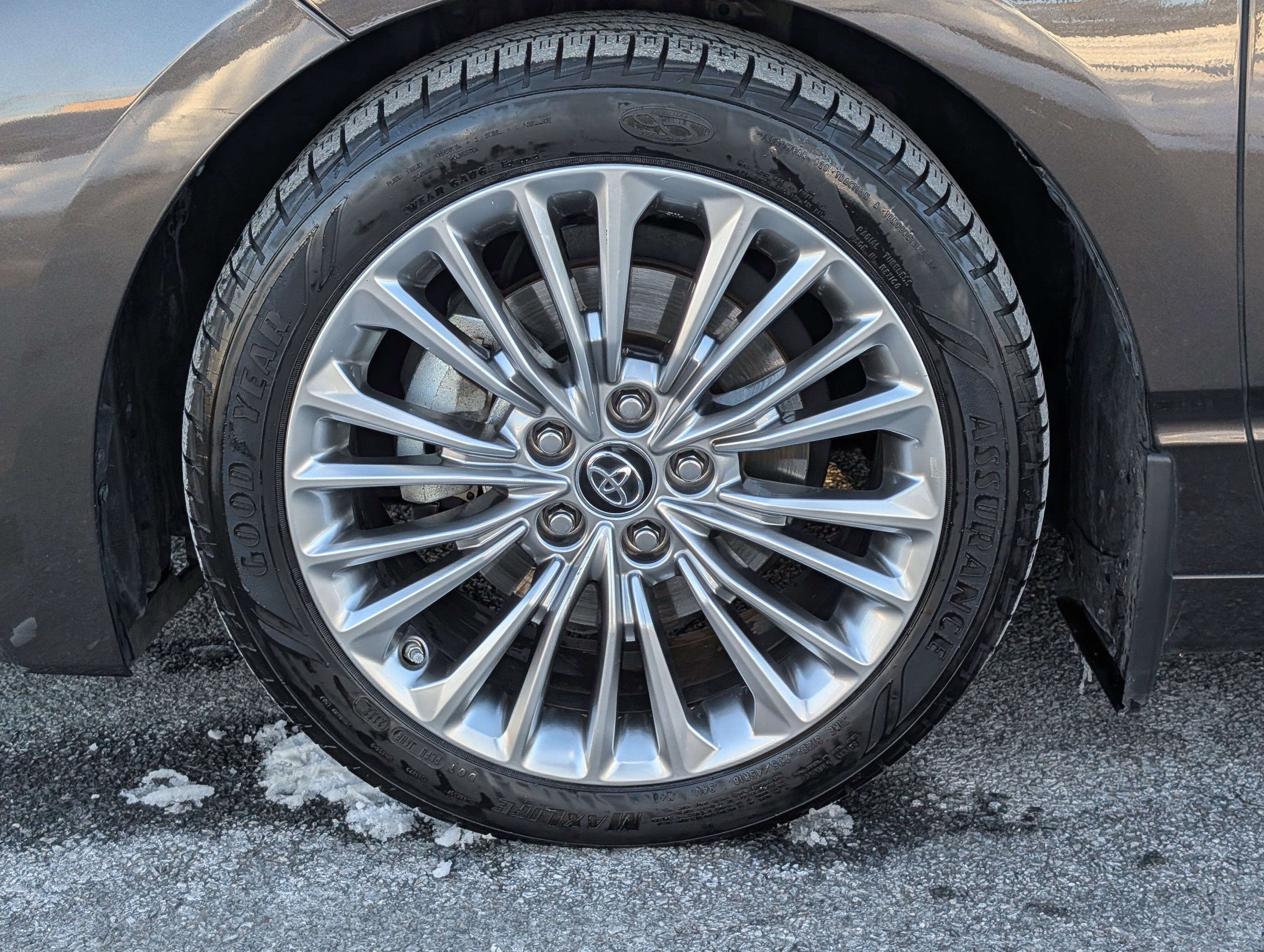 Used 2019 Toyota Avalon Limited w/ Advanced Safety Package image 10