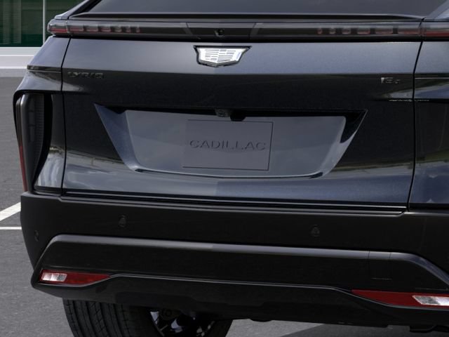 New 2027 Cadillac Lyriq Signature Sport w/ LPO, ONYX Package AWD/4WD image 15