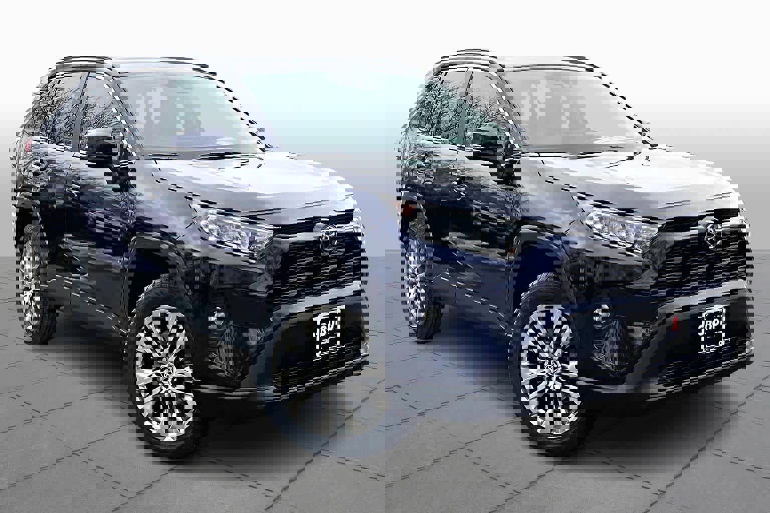 Certified 2021 Toyota RAV4 XLE Premium image 3