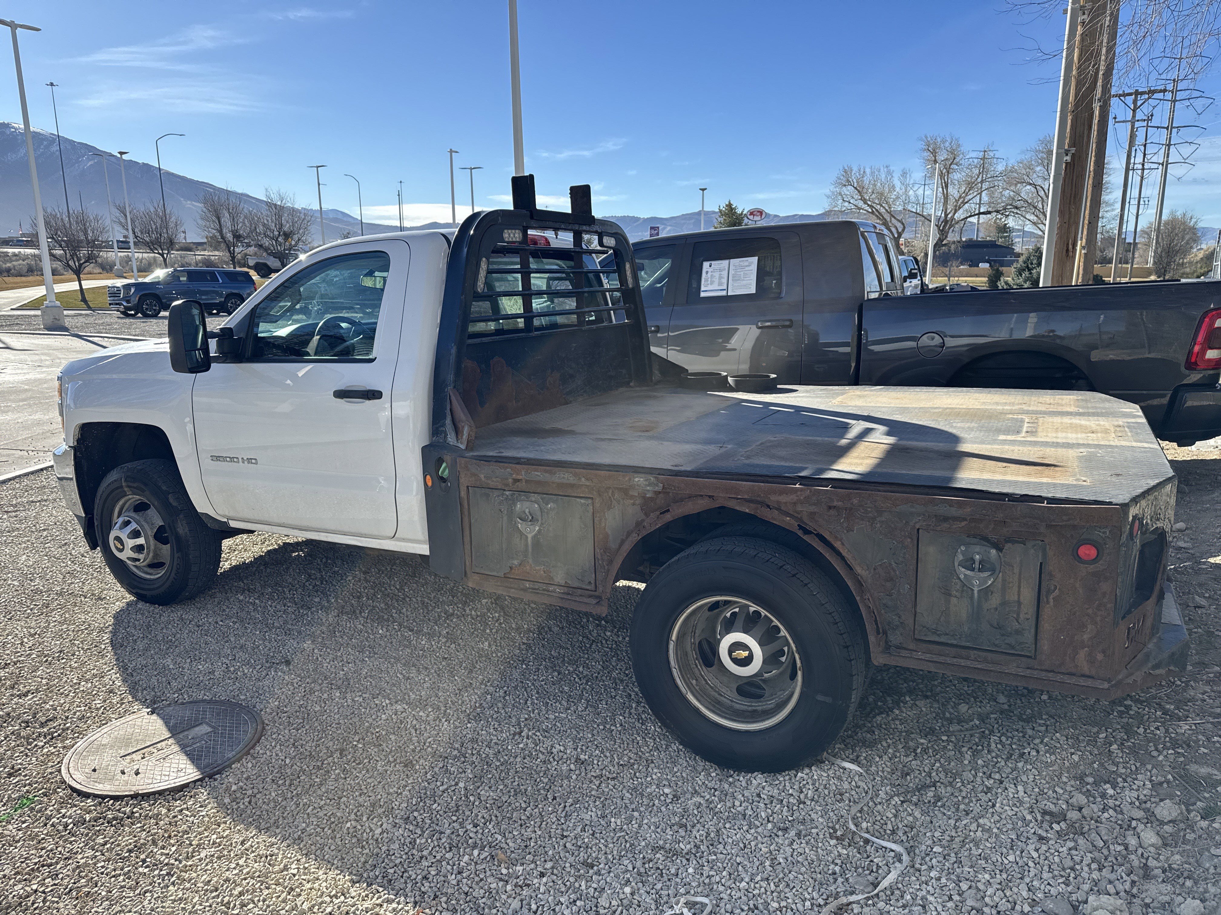 Used 2016 Chevrolet Silverado 3500 W/T image 5