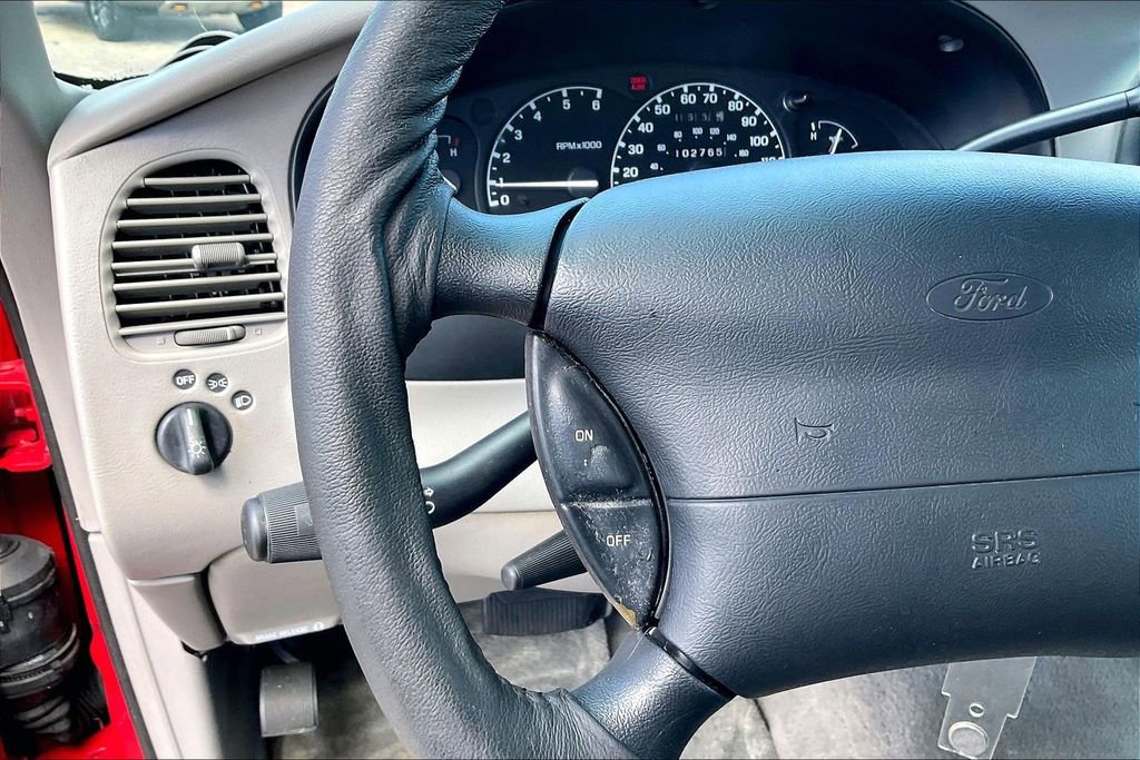 Used 1998 Ford Explorer Sport image 8