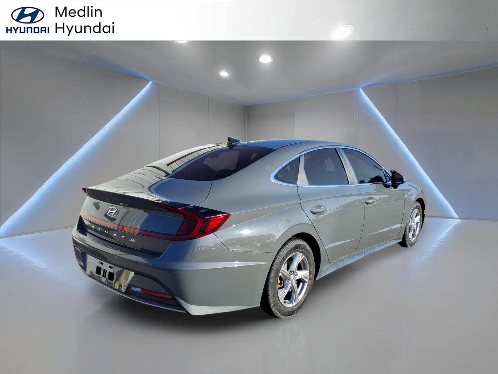 Used 2021 Hyundai Sonata SE image 3