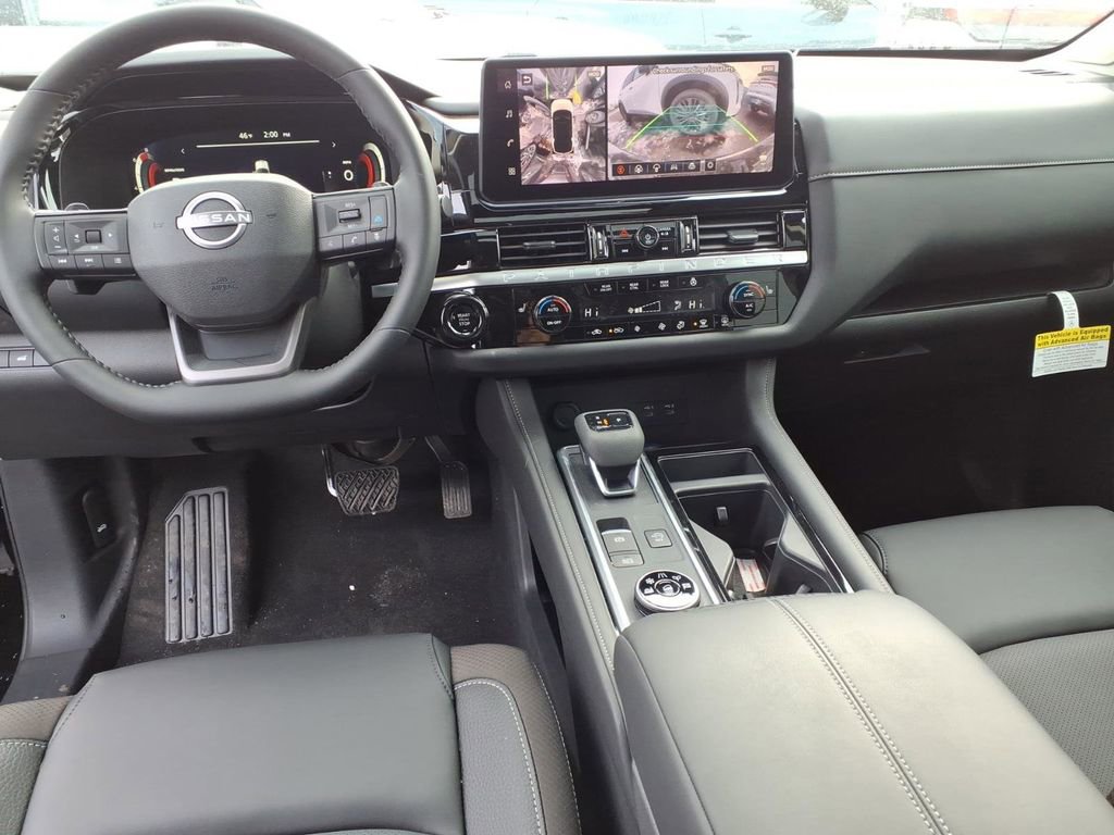 New 2026 Nissan Pathfinder SL image 9