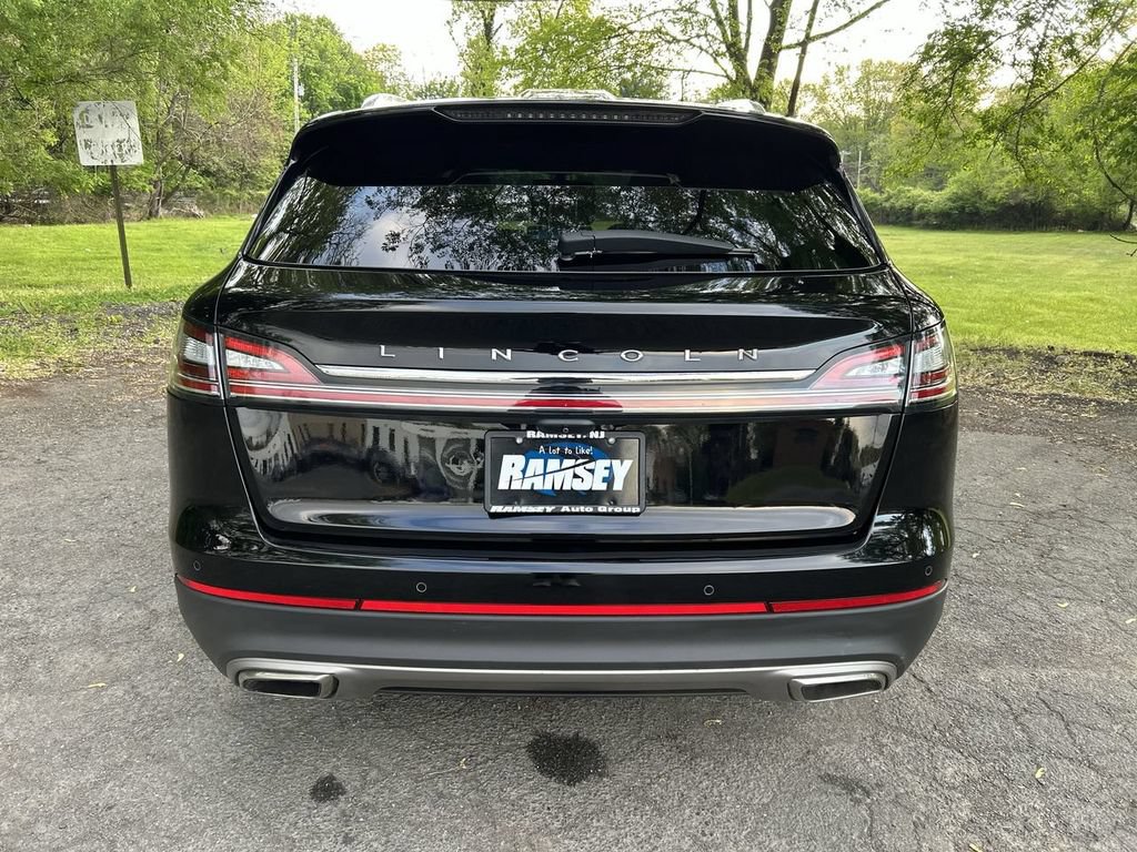 Used 2023 Lincoln Nautilus Reserve AWD/4WD image 7