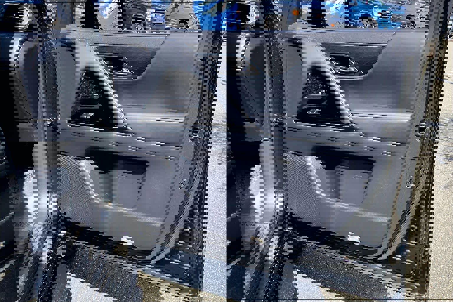 Used 2024 Lexus LX 600 4WD w/ Appearance Package image 23