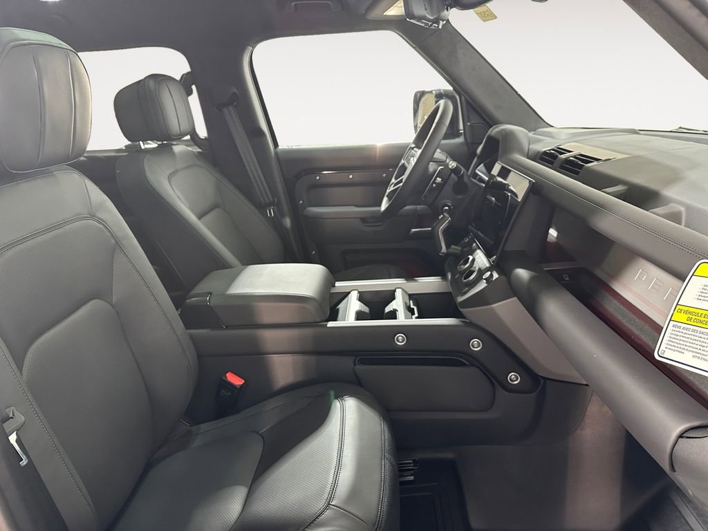 New 2026 Land Rover Defender 110 V8 image 15