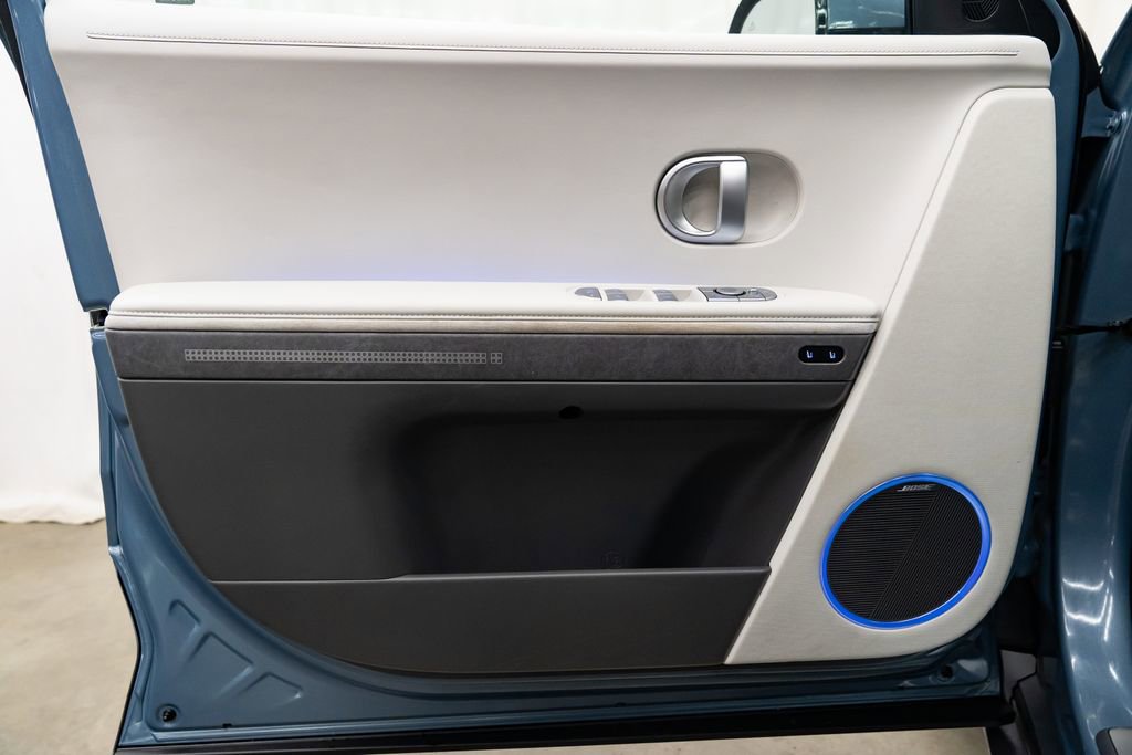 Used 2024 Hyundai Ioniq 5 Limited image 23