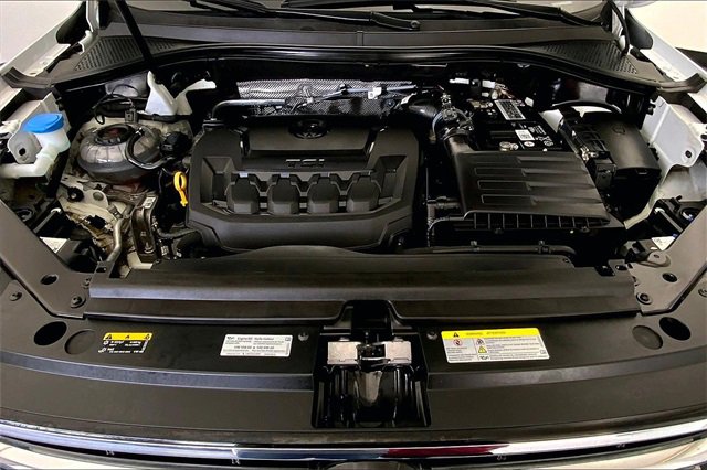 Certified 2023 Volkswagen Tiguan SE w/ Panoramic Sunroof Package image 10