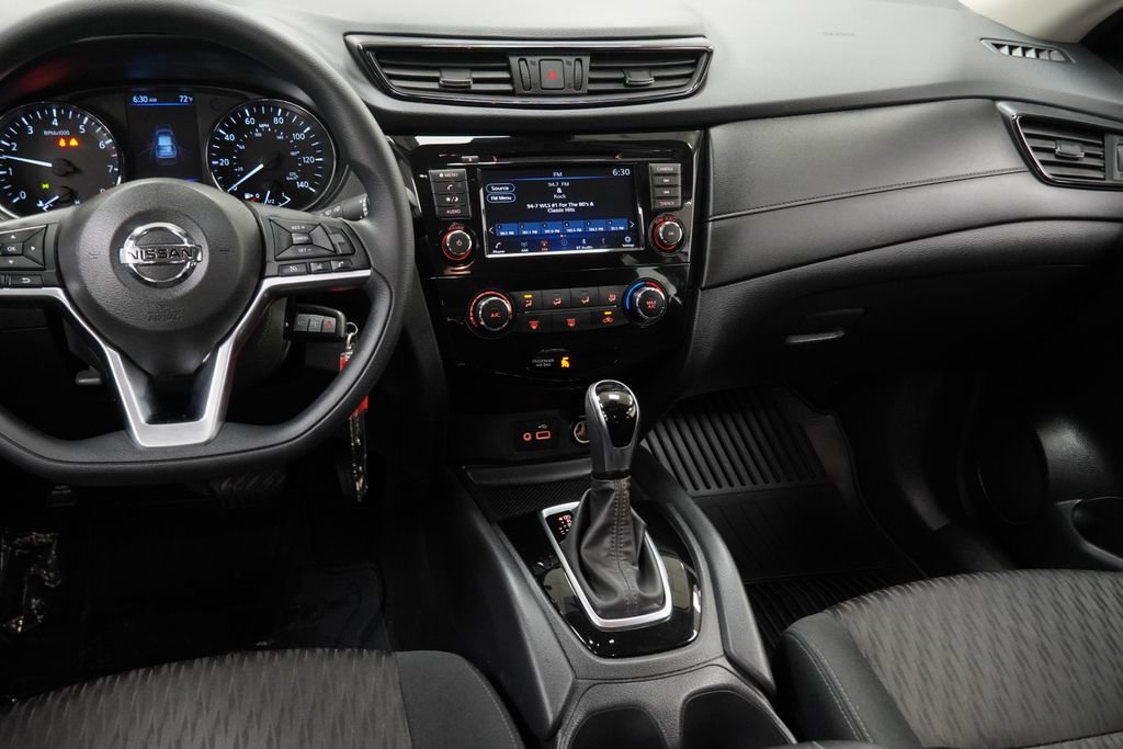 Used 2020 Nissan Rogue S AWD/4WD image 23