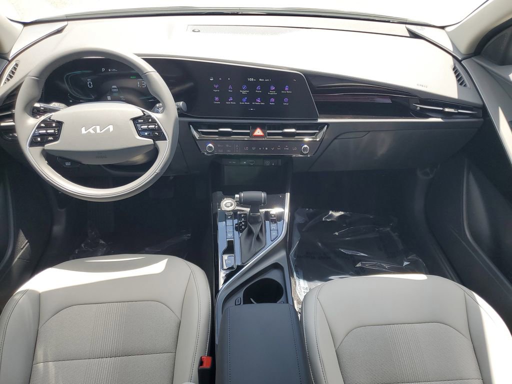 New 2026 Kia Niro EX FWD image 25