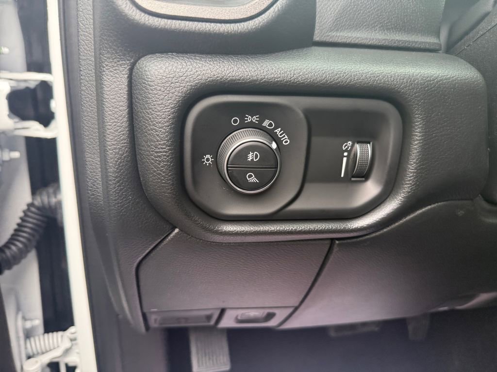 New 2026 RAM 3500 Tradesman AWD/4WD image 18