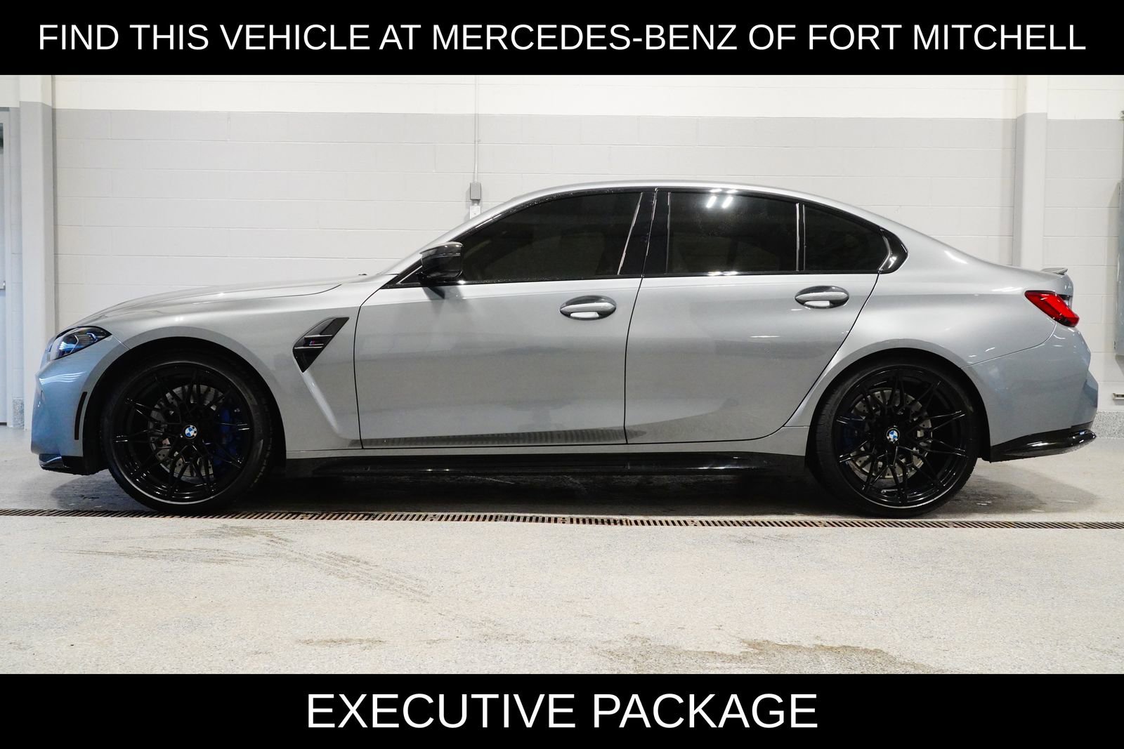 Used 2023 BMW M3 Competition w/ M Carbon Exterior Package image 3