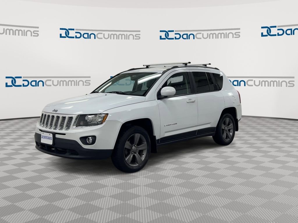 Used 2016 Jeep Compass Latitude image 4