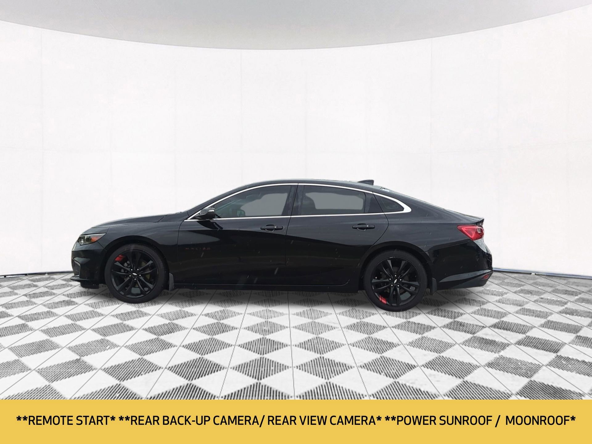 Used 2018 Chevrolet Malibu LT w/ Driver Confidence Package FWD image 2