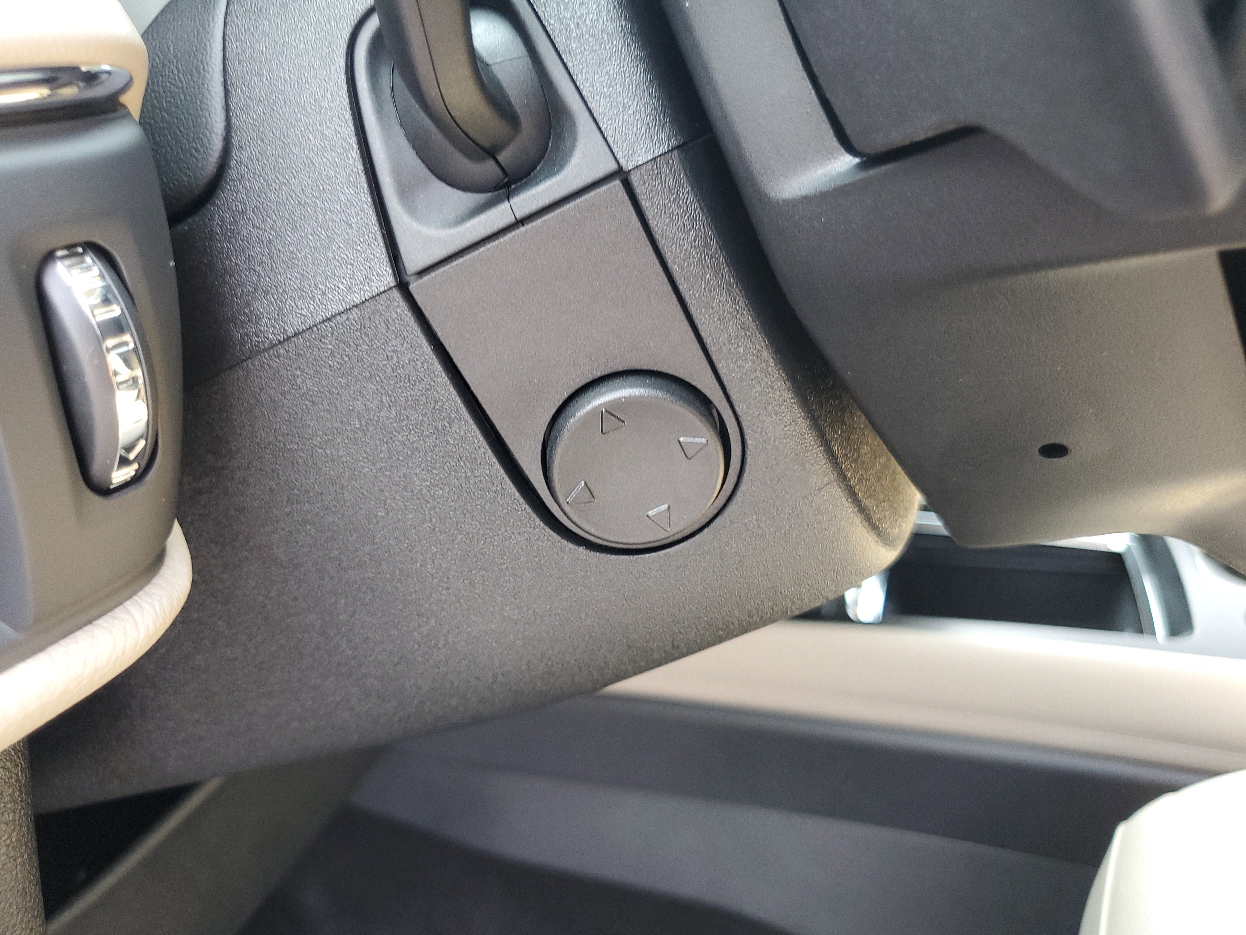 New 2025 Lincoln Corsair Reserve image 15