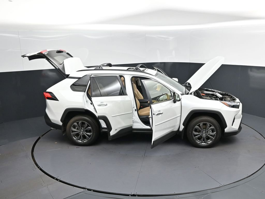 Used 2025 Toyota RAV4 Limited AWD/4WD image 50