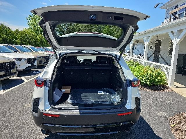 New 2026 MAZDA CX-50 AWD 2.5 Hybrid w/ Cargo Package image 17