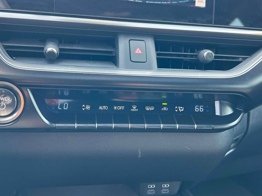 Used 2024 Lexus UX 250h F Sport AWD/4WD image 31