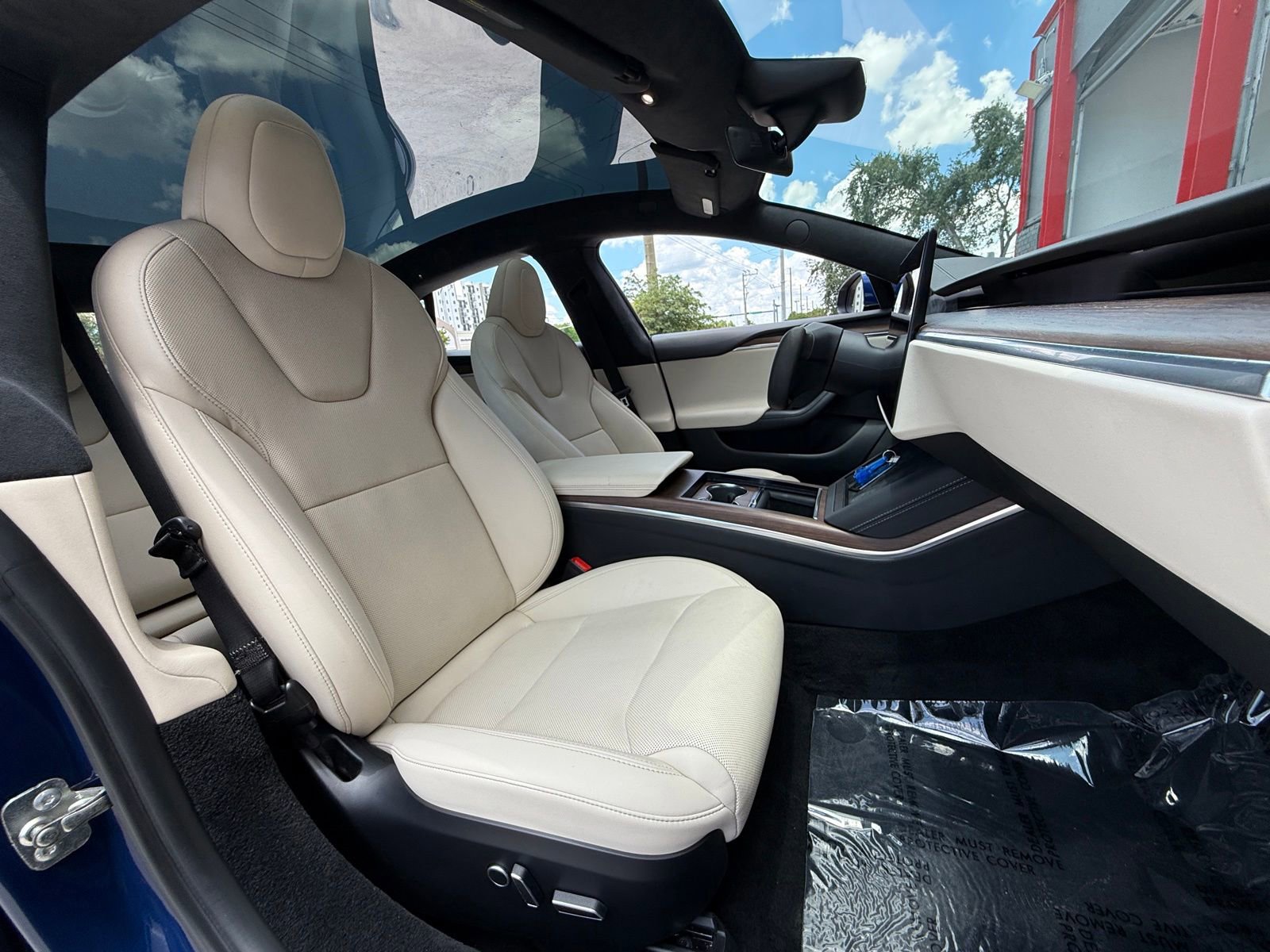 Used 2023 Tesla Model S AWD/4WD image 18