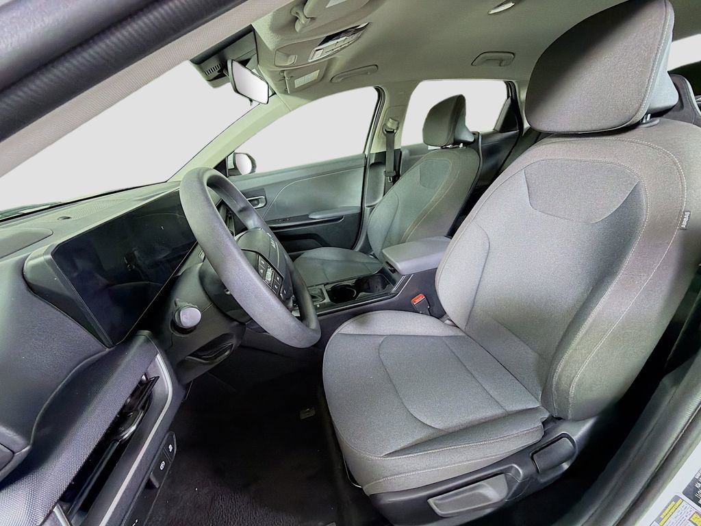 Used 2025 Kia K4 FWD image 13