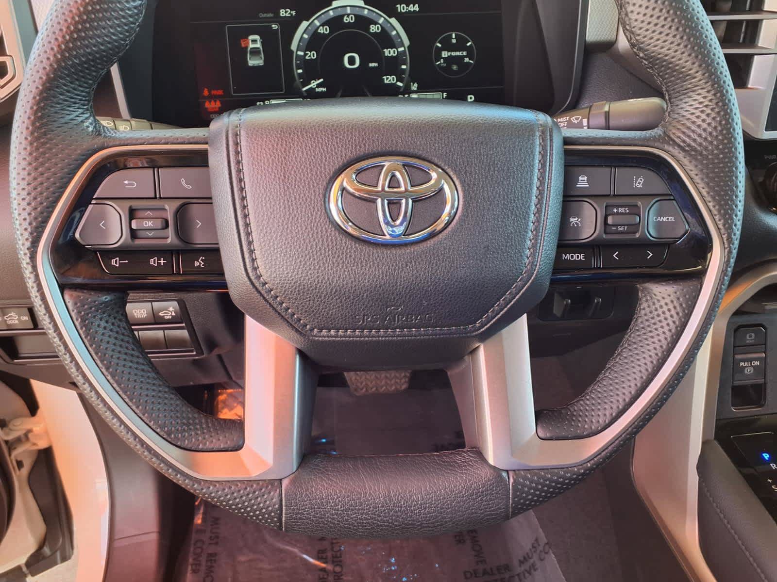 Used 2024 Toyota Tundra Limited AWD/4WD image 21