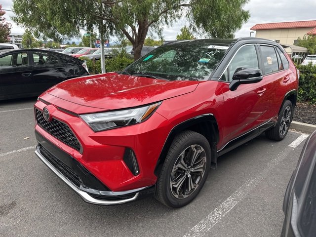 Certified 2025 Toyota RAV4 XSE image 15