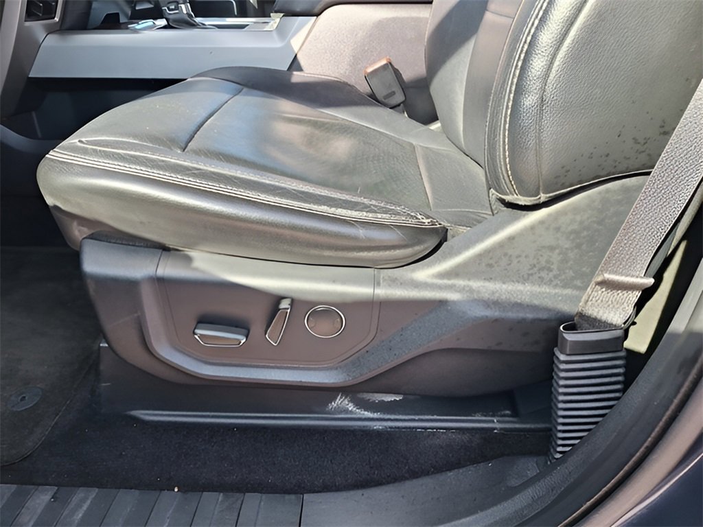 Used 2015 Ford F150 Lariat image 35