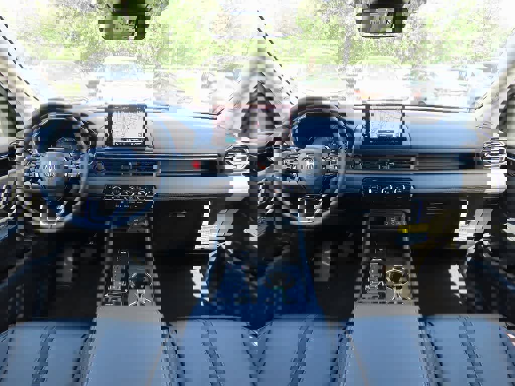 New 2025 Honda Pilot Touring image 18