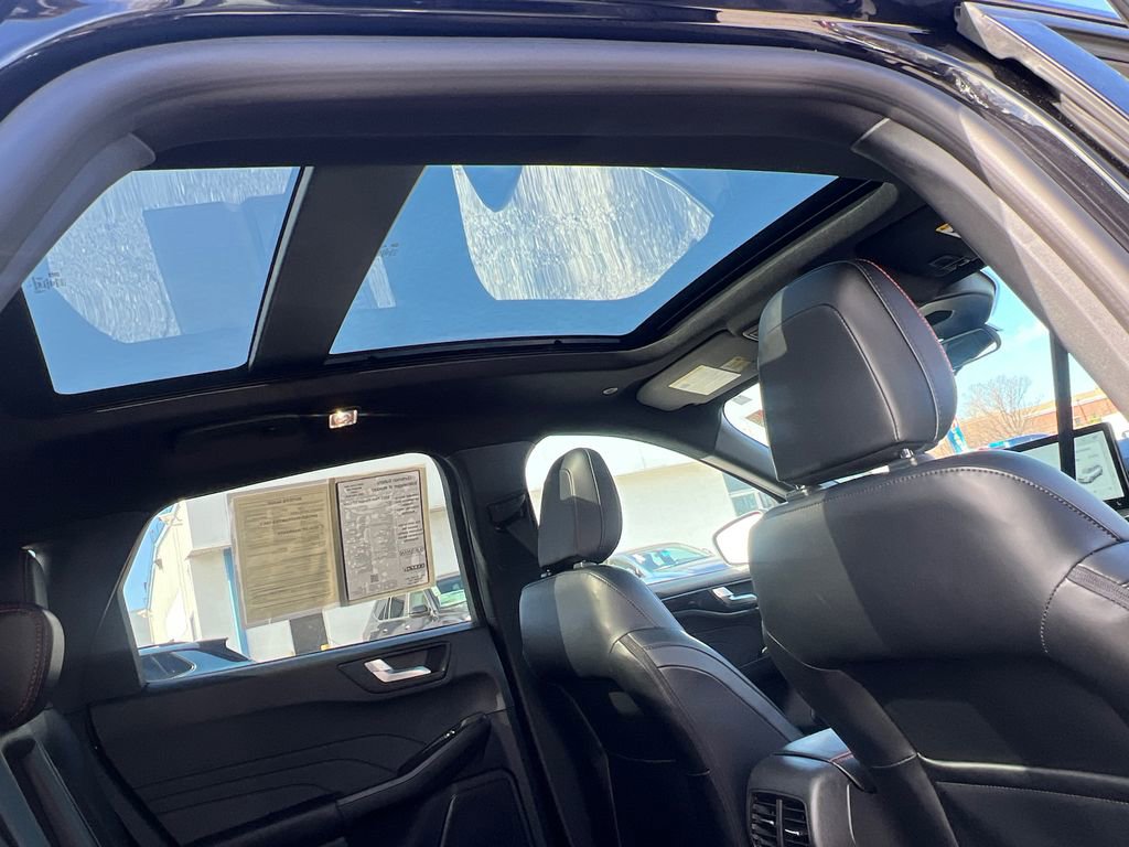 Used 2025 Ford Escape ST-Line w/ Tech Pack #1 image 15