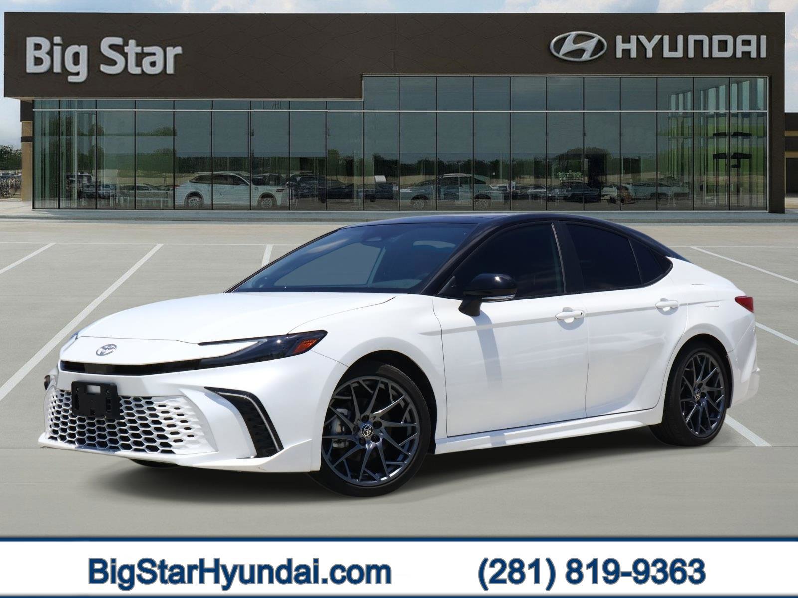 Used 2025 Toyota Camry XSE w/ Premium Package FWD video 1