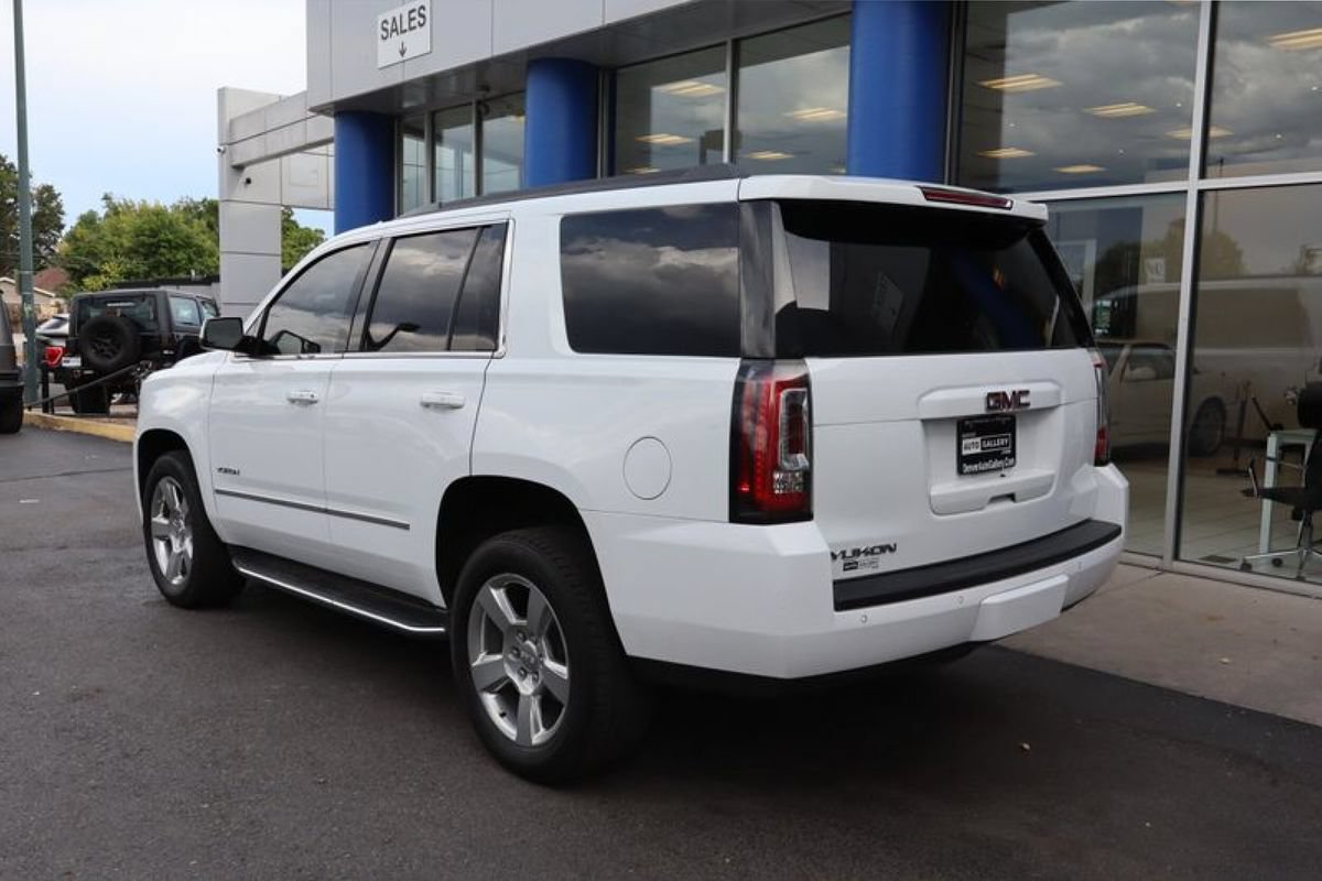 Used 2020 GMC Yukon SLT w/ Premium Edition AWD/4WD image 3