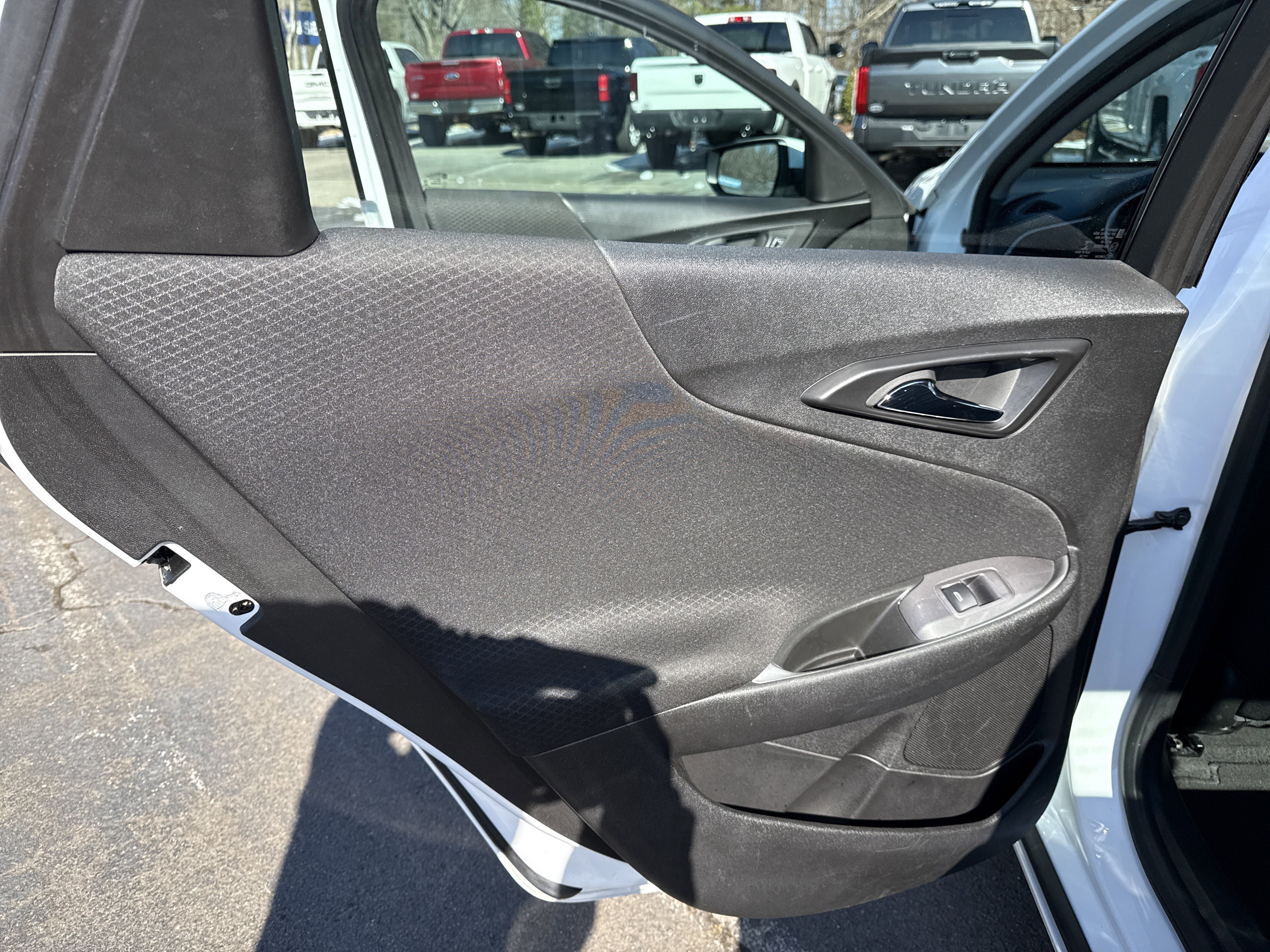 Used 2024 Chevrolet Malibu LT image 29