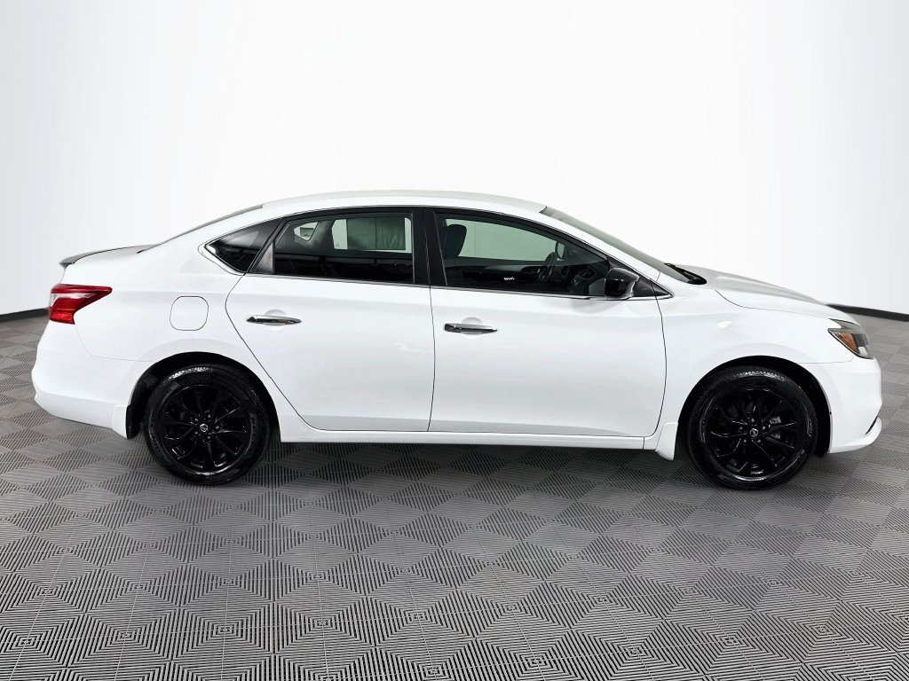 Used 2018 Nissan Sentra S w/ S Midnight Style Package FWD image 4