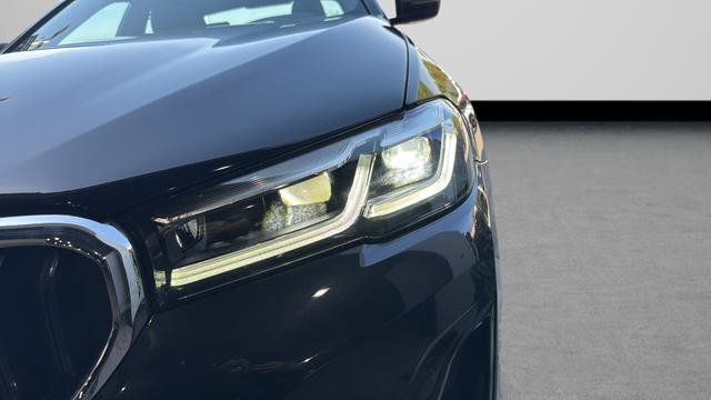 Used 2022 BMW 530i RWD image 28