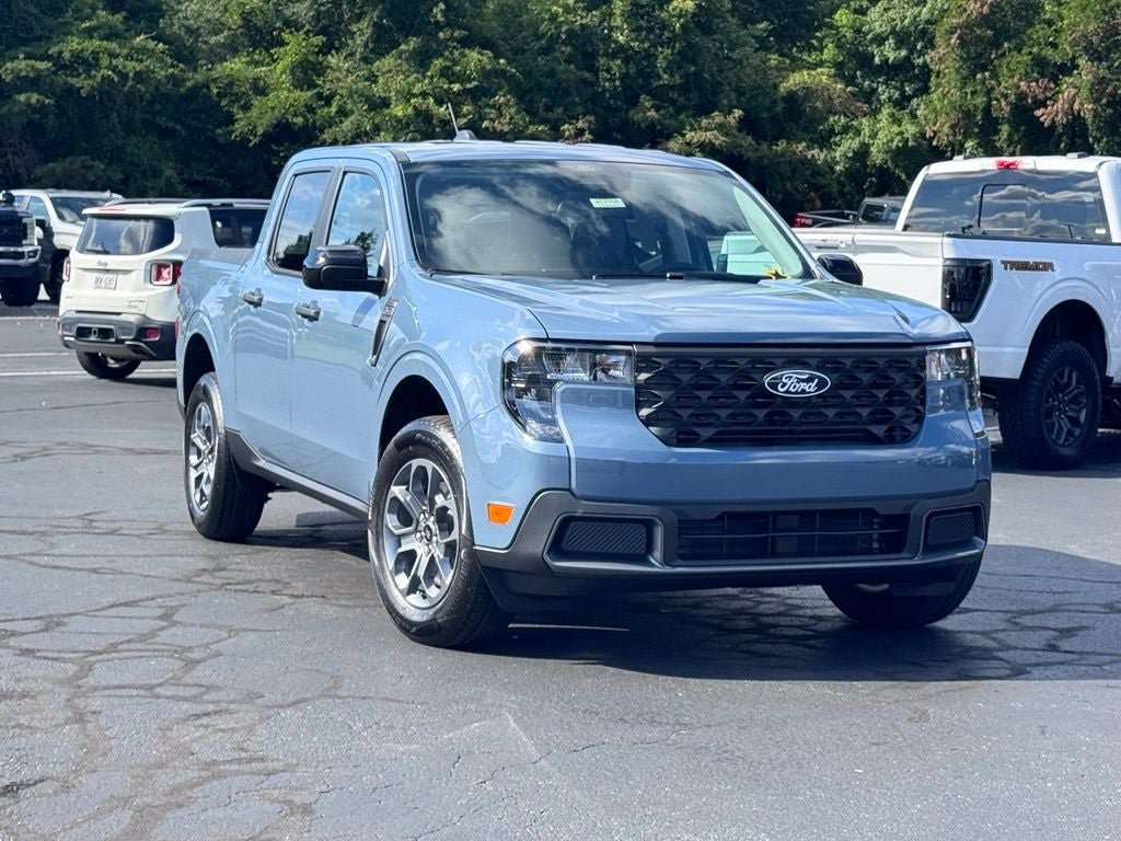 New 2026 Ford Maverick XLT w/ XLT Luxury Package FWD image 1