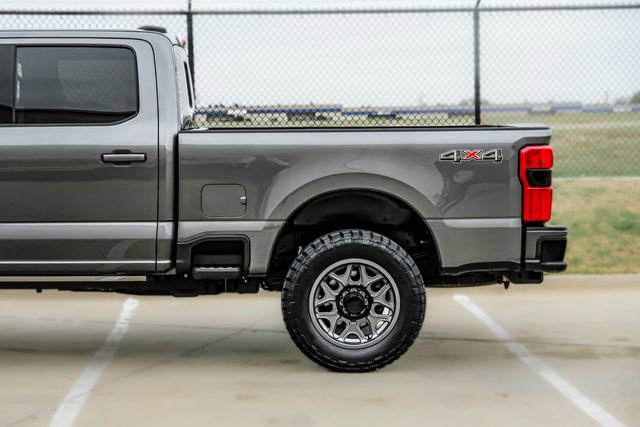 Used 2025 Ford F250 Platinum AWD/4WD image 14