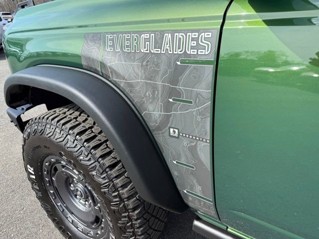 Certified 2024 Ford Bronco Everglades AWD/4WD image 3