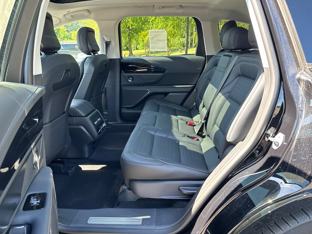 New 2026 Lincoln Nautilus Reserve AWD/4WD image 28