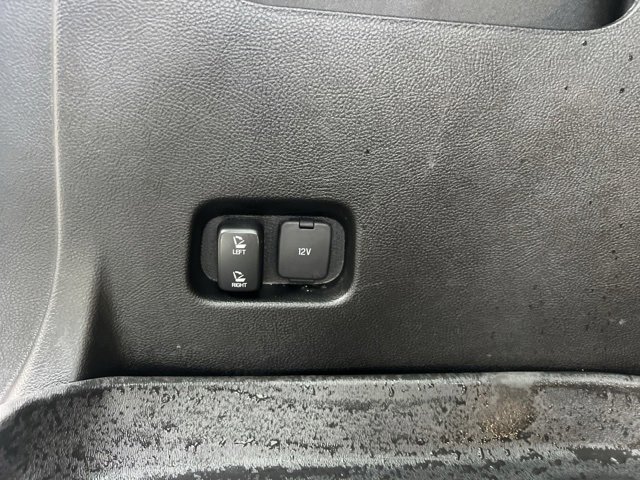 Used 2023 Ford Edge SEL w/ Sport Appearance Package image 17